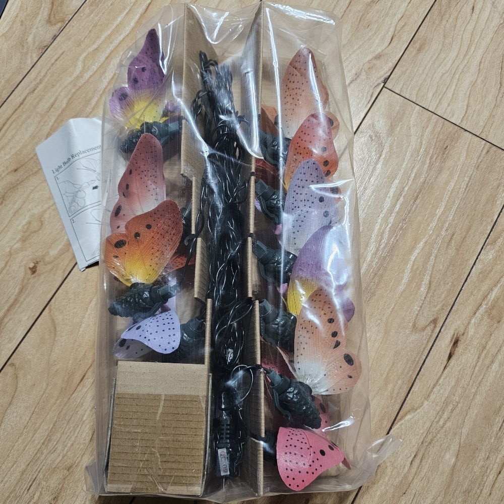 Avon Gift Collection Fiber Optic Butterfly Garland Lighted 12 Butterflies NEW 03